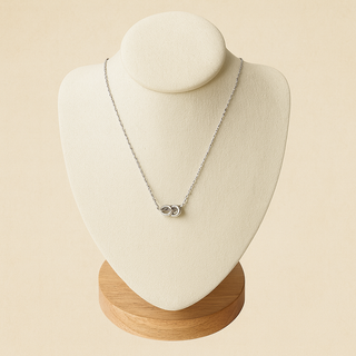 collier Eternity Knot